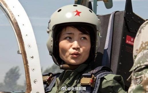 怀念！中国首批歼-10女飞行员“金孔雀”余旭牺牲5周年