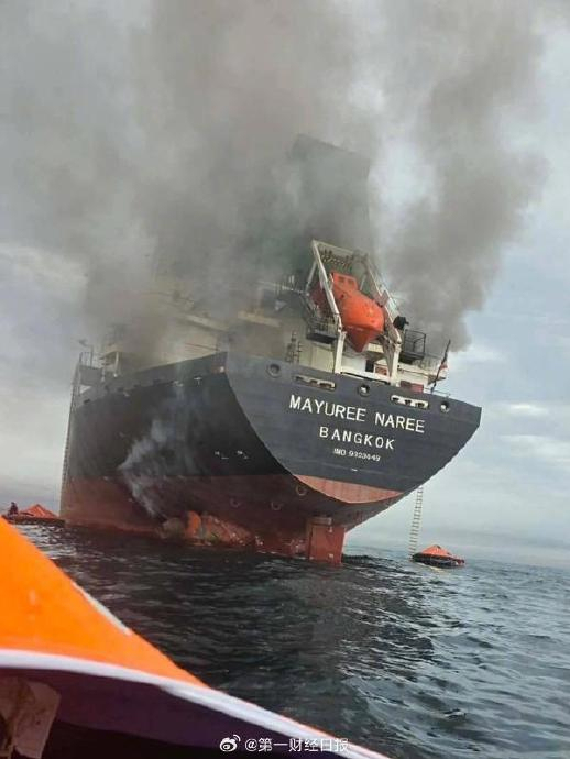 当货物停在海上，外贸人如何通过加库存和转战东南亚化解中东危机？