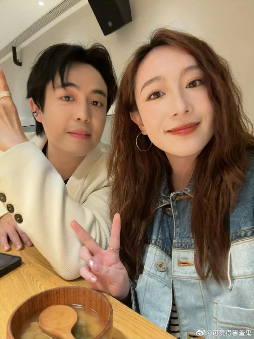 王星和女友回应不结婚的原因