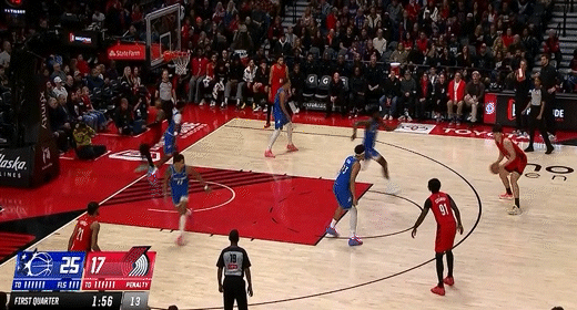 杨瀚森登场填满数据栏 全面表现助力球队