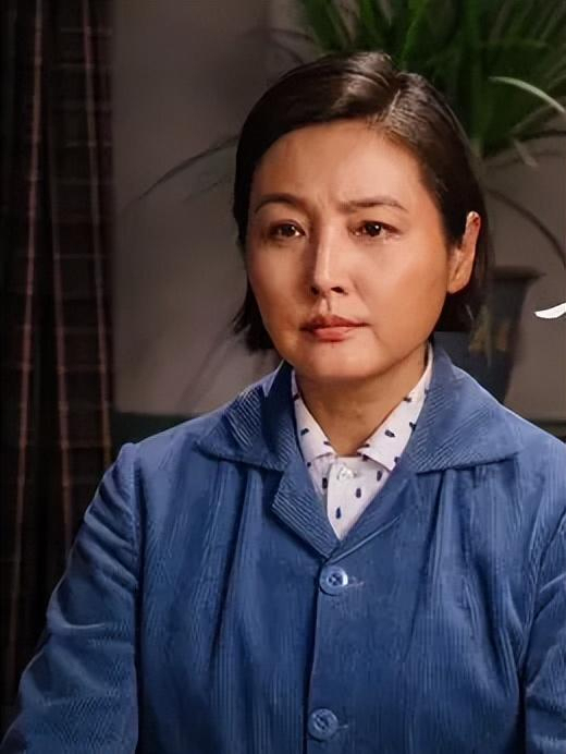 56岁内地演员张延离婚，22年前嫁港星张锦程，育有一女但长期分居 为女儿维持婚姻多年