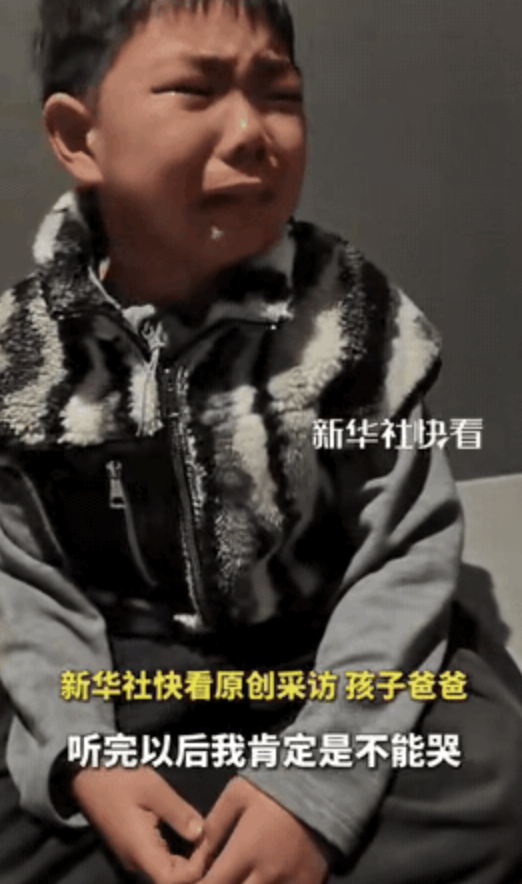 妈妈去世后孩子在卫生间大哭 无声的告别