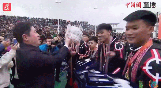 村BA火速出圈爆红，野性出圈，野蛮生长，这才是体育该有的样子