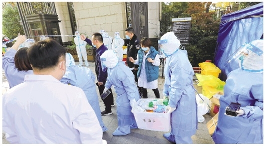 上海“疫情遭遇战”中的“封楼日记”