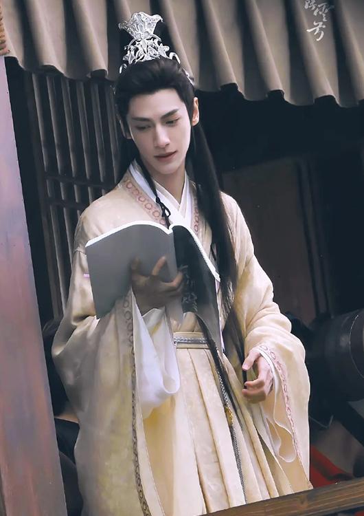 罗云熙演的澹台烬好上头 又帅还原度又高