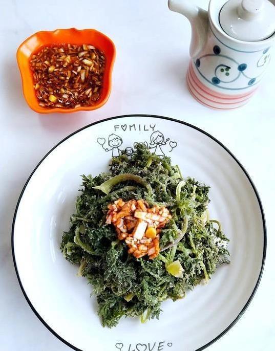 眼睛干涩吃这菜，蒸8分钟清爽上桌，护眼又省钱你试过没？