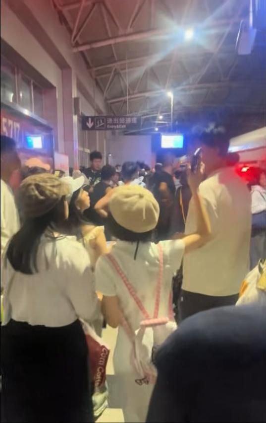 大连地铁发生意外故障停运一小时