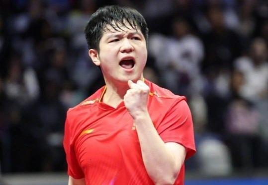 張繼科說(shuō)樊振東的球拍要回收 揭秘器材閉環(huán)管理