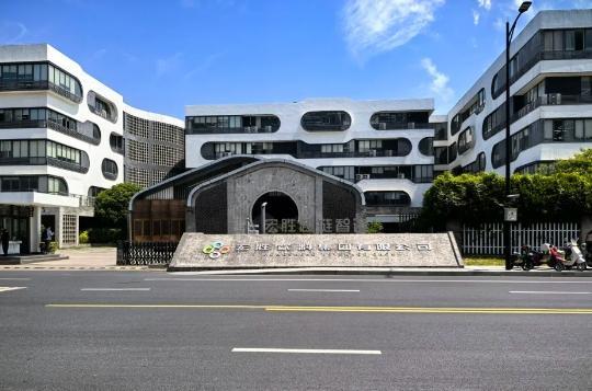 娃哈哈遗产争夺战背后：集团被“空壳化”与国资被架空迷局