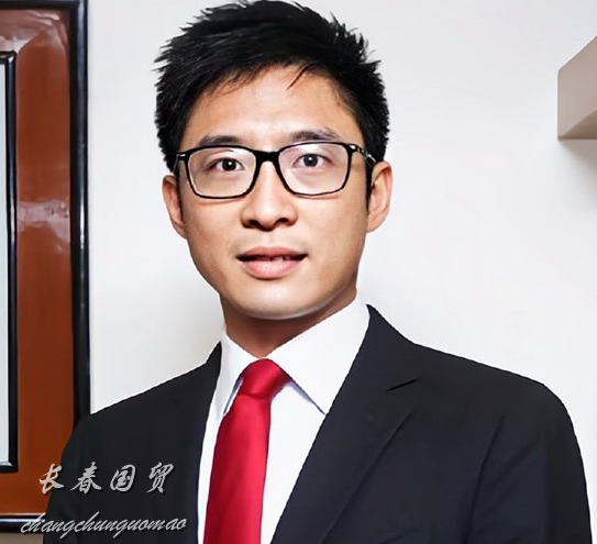 章子怡前男友近照曝光如今已身价百亿依然单身