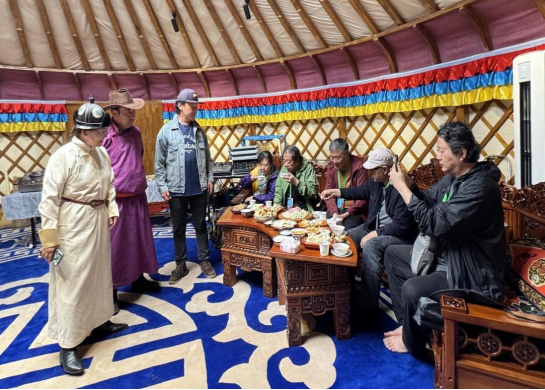 中国文促会主席杨晓阳谈“走遍中国”三省有感