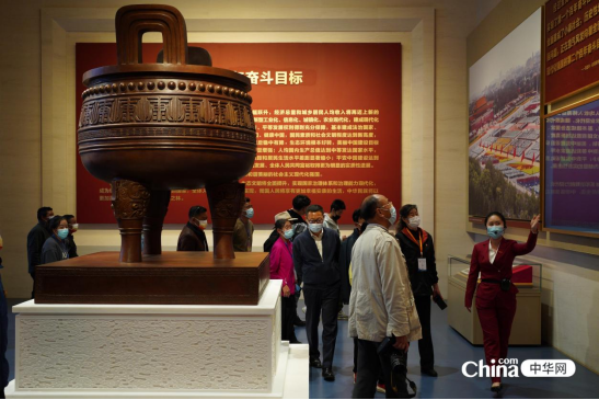 西藏基层干部赴京参观学习班第二期学员参观中国共产党历史展览馆