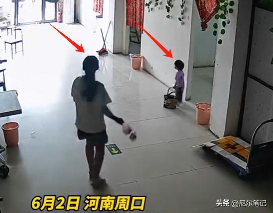 小車沖進屋10歲姐姐神速救起妹妹 驚險瞬間化險為夷