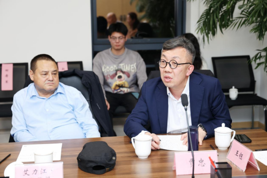 丝绸之路——杨晓阳丝路四十年美术创作暨文献展（新疆站）在新疆美术馆开幕