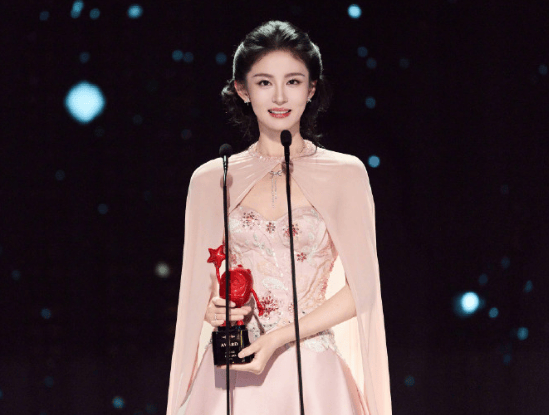 于正回应赵晴瘦成“纸片人”:她每天运动超六小时