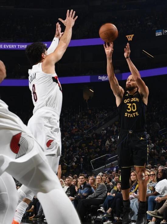 开荒者险胜英雄 杨瀚森未出场