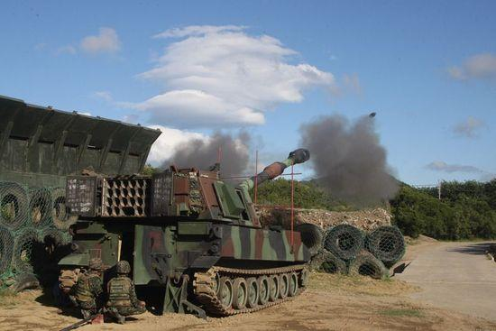 汉光36演习中台军装备的M109A2自行火炮