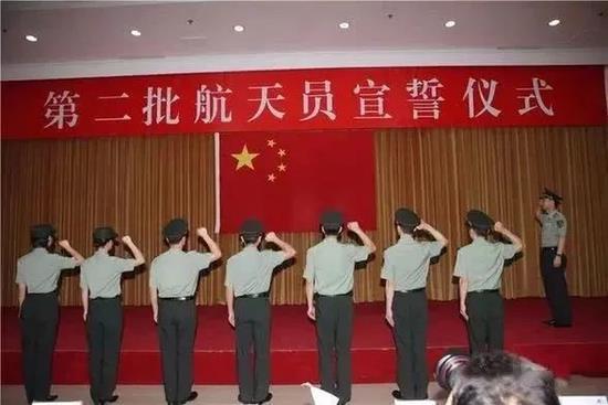 跨越十年！航天员刘洋的故事太燃了