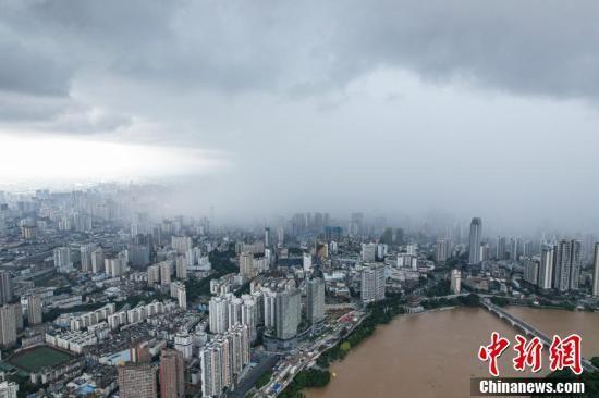 实拍邕江涨水：南宁市区多处被淹，洪水黄色预警升级