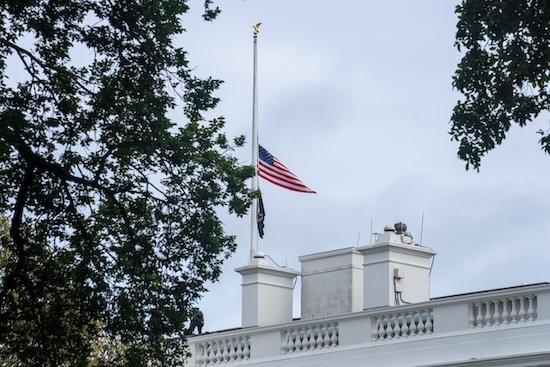 枪声淹没辩论声 美国极化加剧 政治暴力频发