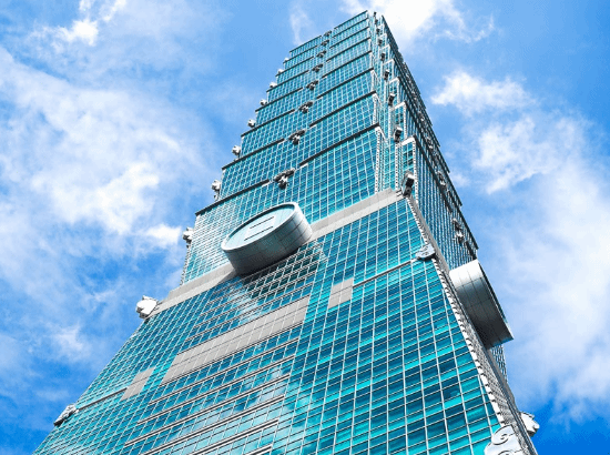 Alex Honnold徒手攀登台北101 极限挑战全球直播