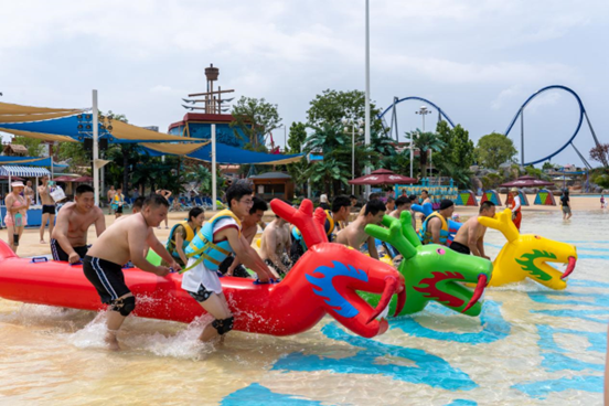 襄阳华侨城奇幻度假区奇梦海滩水乐园盛大开园， 点燃夏日娱水浪潮！