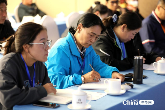 西藏基层干部赴京参观学习班第二期学员于西藏大厦参加主题讲座