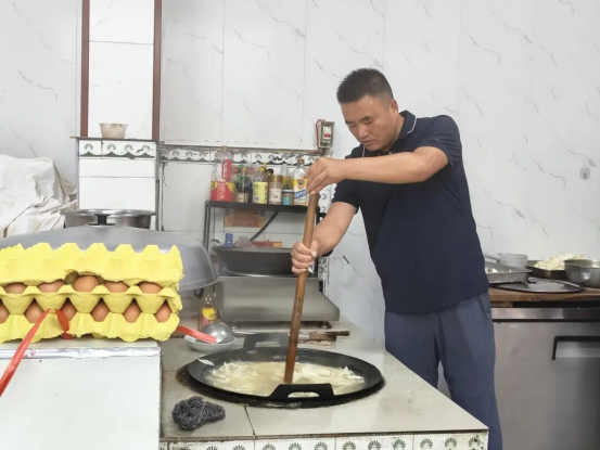 2元一碗的午餐,全网刷屏!