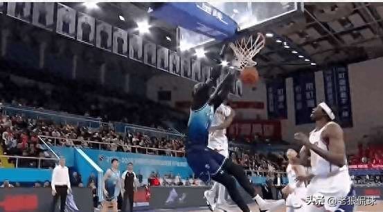 王人不要我要！鱼腩球队连“捡”6名CBA弃将，12战7胜打进8强