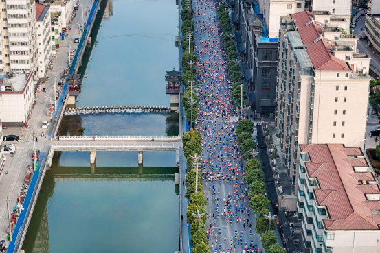 5000名跑者共赴山水之约 2026镇安马拉松赛完美收官