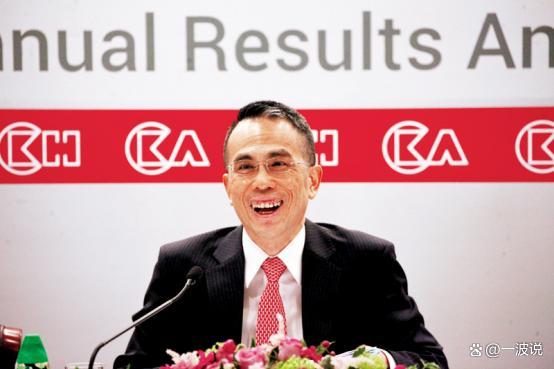 从买下半个英国，到如今闪电大撤退：这回3900亿身家李嘉诚又先下车了 高位变现再布局