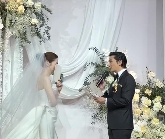 霍建華林心如參加邱澤許瑋甯婚禮 甜蜜誓詞感動(dòng)全場(chǎng)
