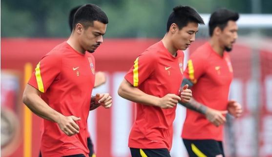 创造历史！德甲冠军豪门官方宣布跟中国男足王牌签约