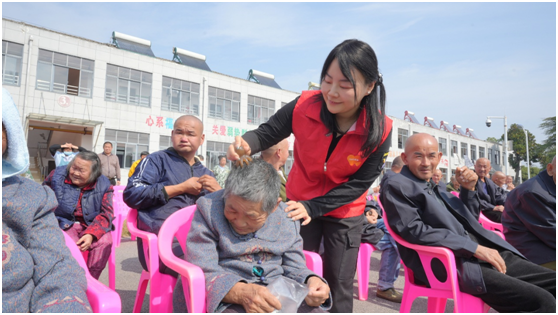 凝心情系桑榆 同心红润夕阳——平安产险江夏支公司开展敬老慰问活动