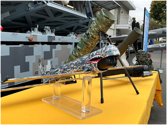 台军自产“弹簧刀”无人机首度亮相 性能与美军类似