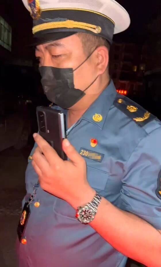 哈尔滨纪委回应执法人员戴14万名表