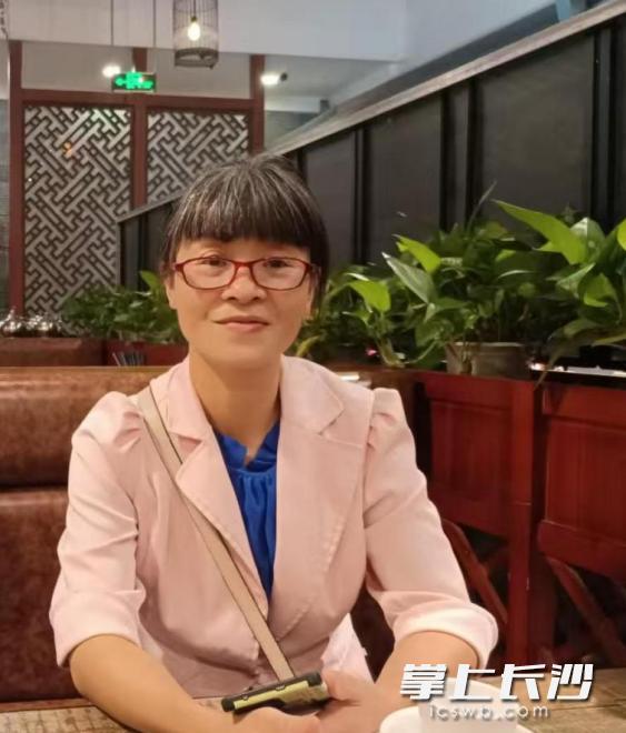 48岁英语老师离世捐献角膜遗体