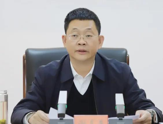 大v评3个月内10个县委书记任上被查 反腐风暴持续(2)