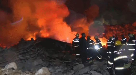 阿塞拜疆电影厂烟火材料爆炸引发火灾 无人伤亡