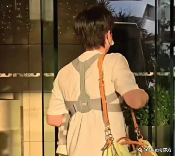 王楚钦最新消息 背部伤情曝光 或缺席多站比赛