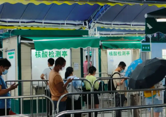 造移动厕所的转做核酸采样亭 卖火了