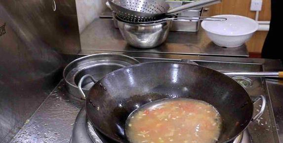 家常鸡蛋汤加2样食材,20分钟出锅,鲜香暖胃全家抢着喝