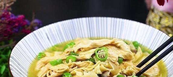 豆腐皮炒猪肚超下饭，3个小技巧让味道翻倍，家人都抢着吃