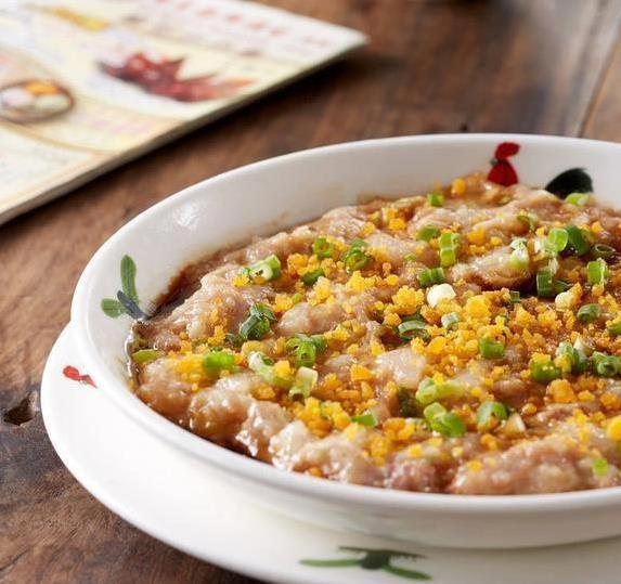 家常咸蛋蒸肉饼，15分钟出锅香喷喷，你家也能做大厨味道？