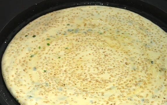 500克面粉做4个大饼，外酥里软葱香浓，10块钱吃到撑