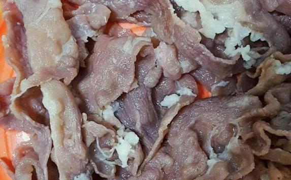 肥牛不涮火锅改做酸汤，10分钟上桌，比饭店还香你敢信？