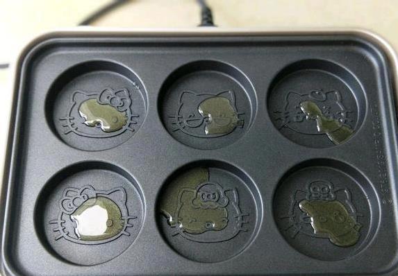 孩子吵着要吃香菇肉饼，简单3步煎出美味，全家抢着吃