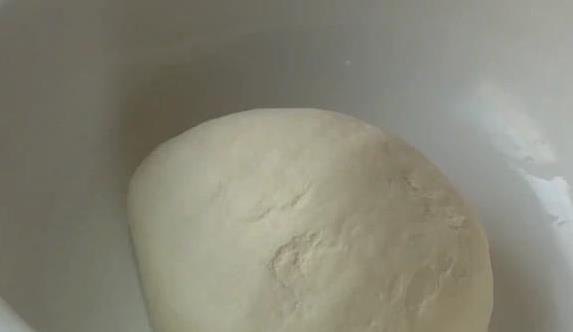500克面粉做4个大饼，外酥里软葱香浓，10块钱吃到撑