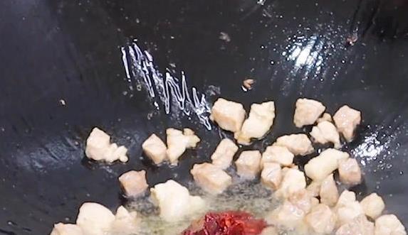 20元鲤鱼秒变大厨菜，煎不破皮入味香，家人都抢着吃！
