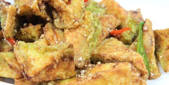 一盘茄子馋哭邻居！外酥里嫩超简单，你家也能做大厨菜